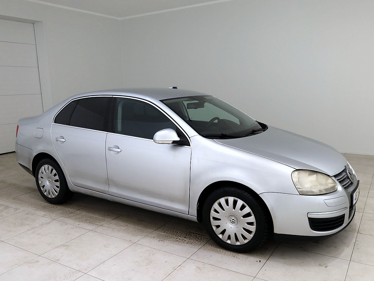 Volkswagen Jetta Comfortline ATM 1.9 TDI 77 kW - Photo 1