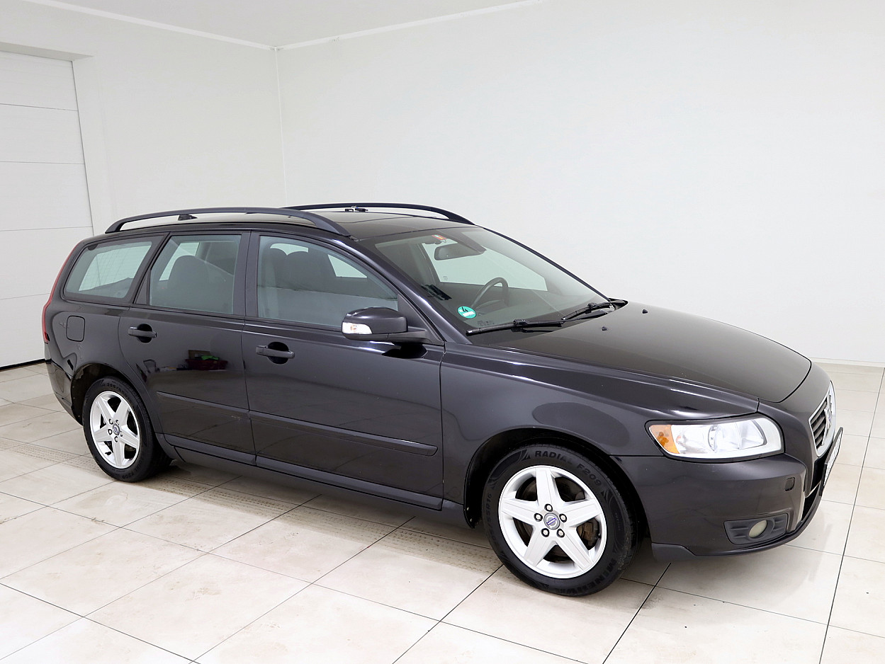 Volvo V50 Momentum Facelift ATM 2.0 D4 100 kW - Photo 1