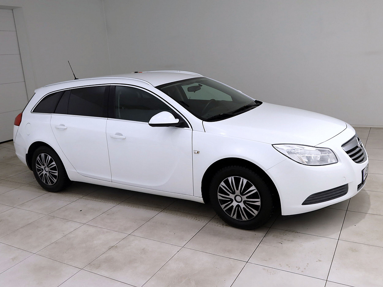 Opel Insignia Sports Tourer 2.0 CDTi 81 kW - Photo 1