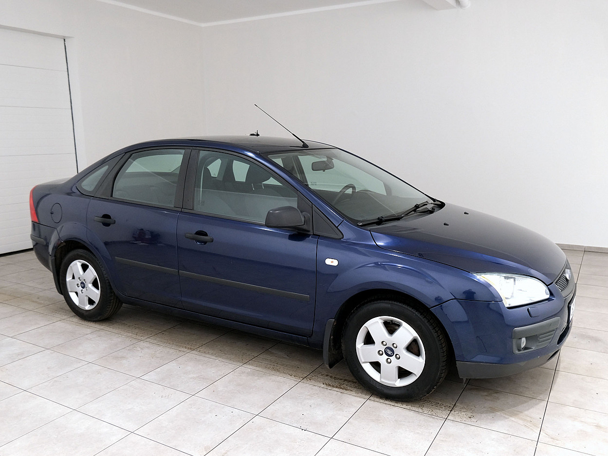 Ford Focus Trend 1.6 74 kW - Photo 1