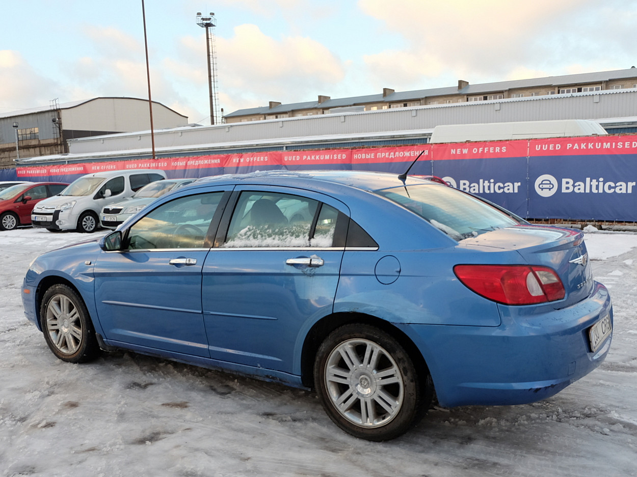 Chrysler Sebring 2.0 CRD 103 kW - Photo 4