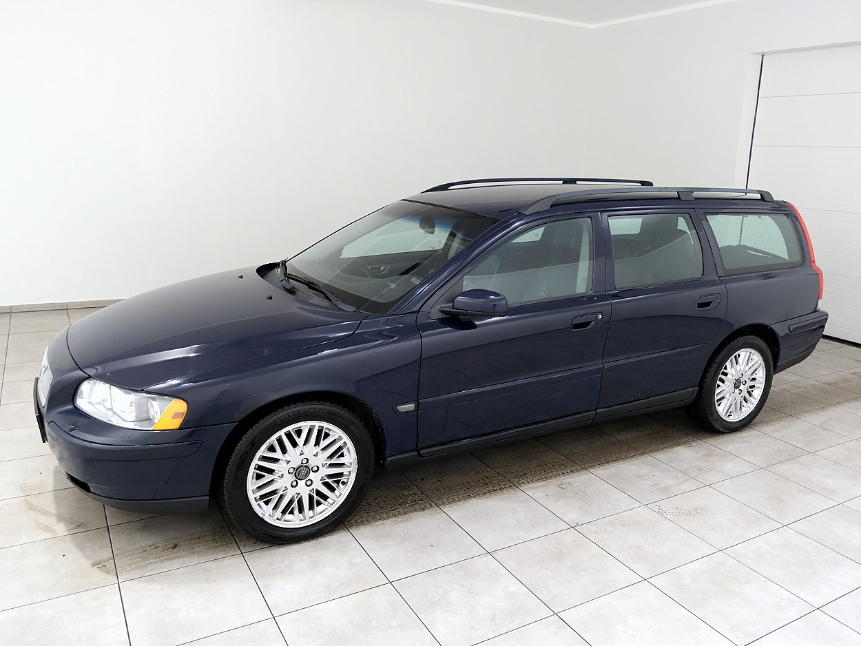 Volvo V70 Summum Facelift ATM 2.4 103 kW - Photo 2