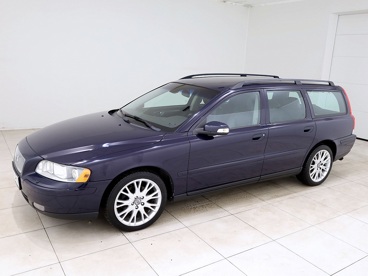 Volvo V70 Summum Facelift ATM 2.4 D5 120 kW - Photo 2