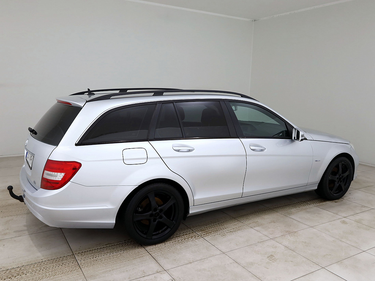 Mercedes-Benz C 200 Elegance Facelift 2.1 CDI 100 kW - Photo 3