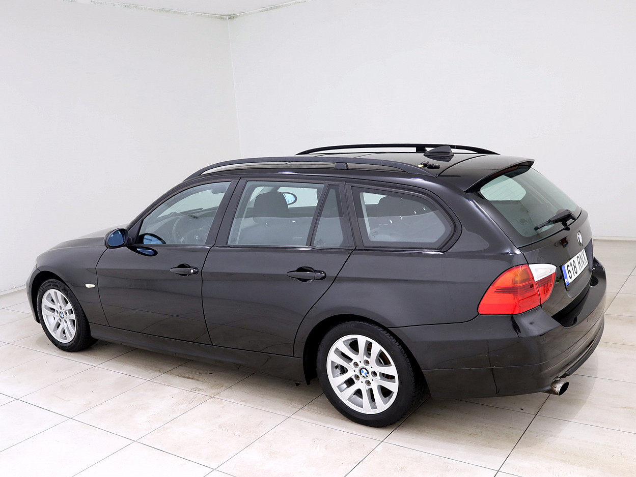 BMW 320 Touring Business 2.0 110 kW - Photo 4