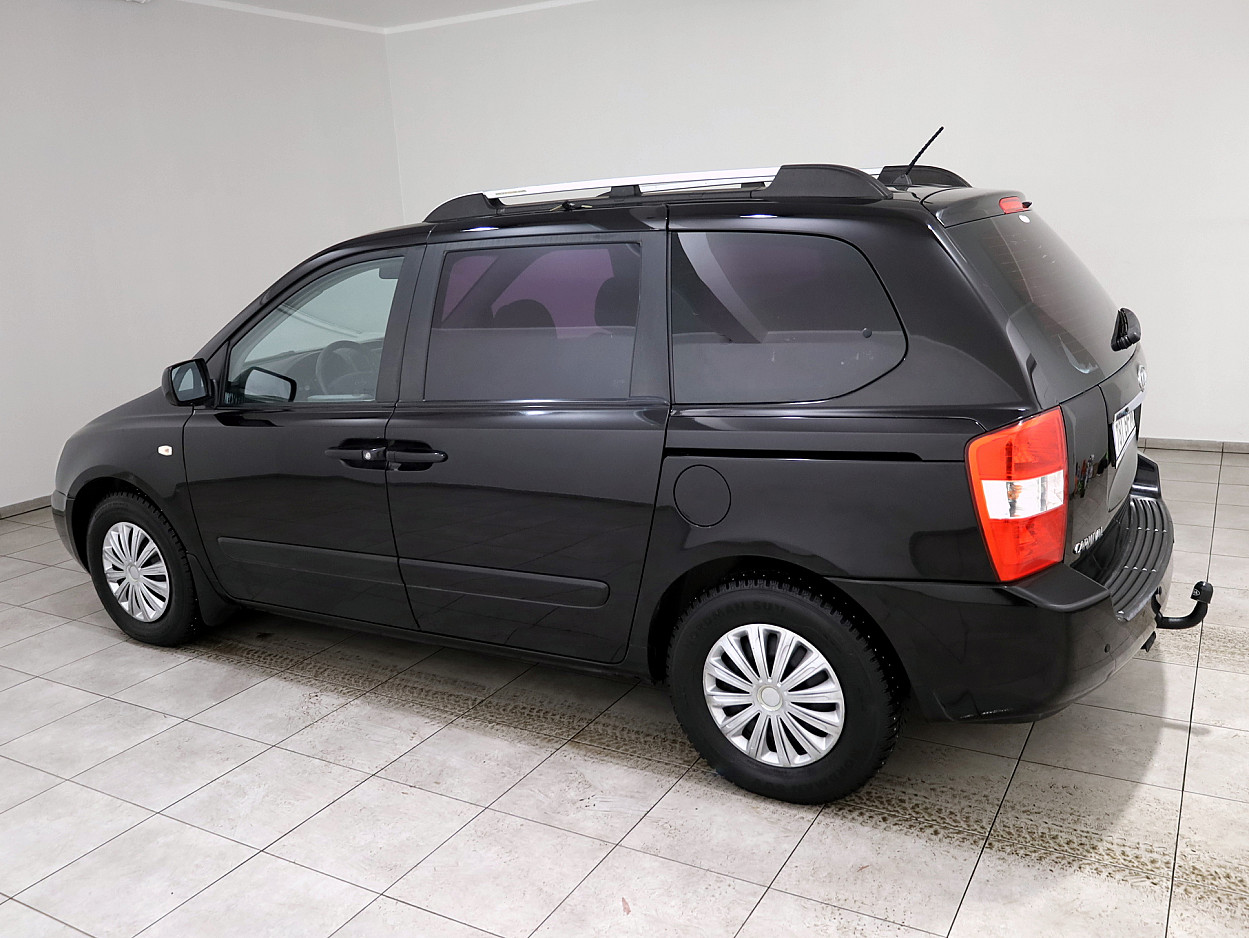 Kia Carnival Comfort ATM 2.9 CRDi 136 kW - Photo 4