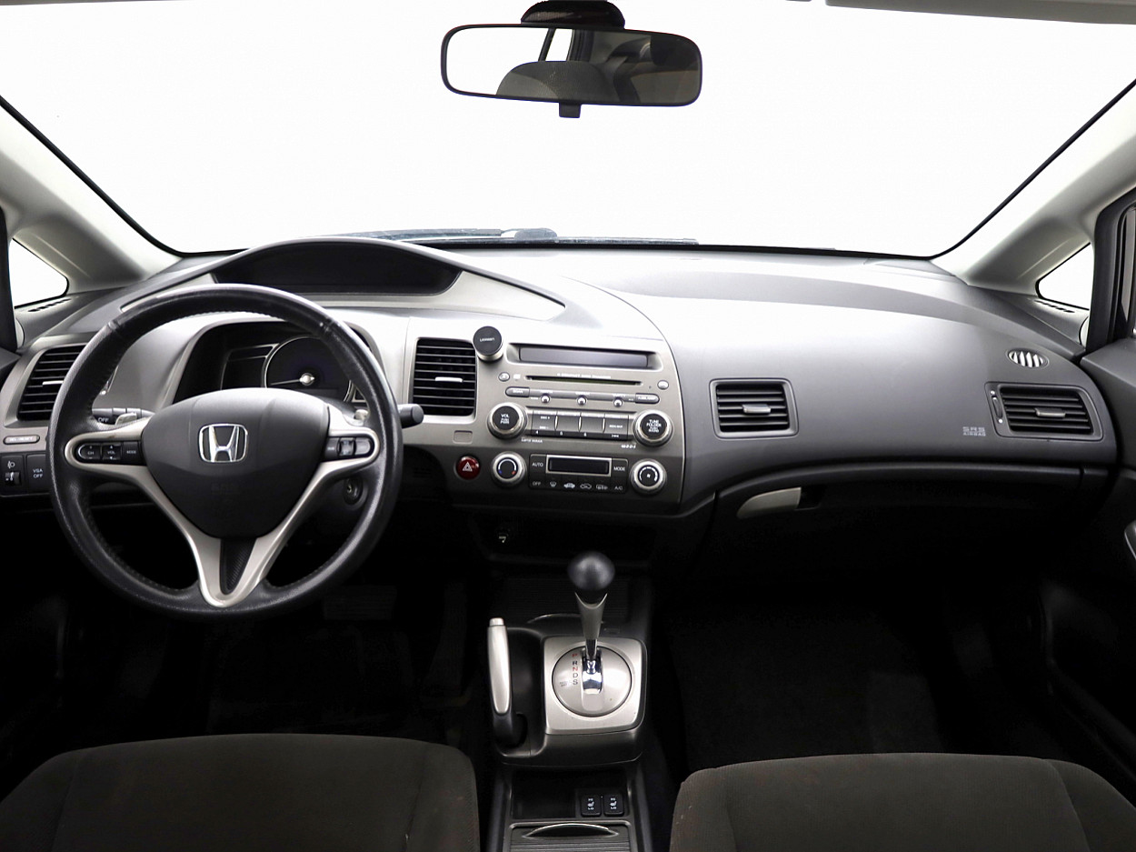 Honda Civic Comfort ATM 1.8 103 kW - Photo 5