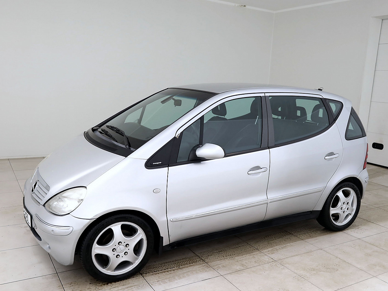 Mercedes-Benz A 190 Avantgarde ATM 1.9 92 kW - Photo 2