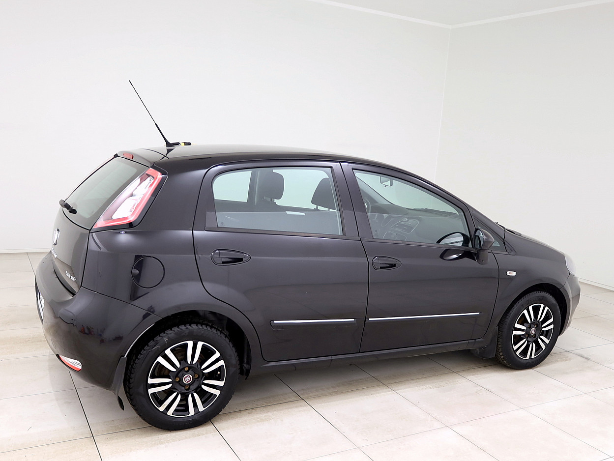 Fiat Punto Facelift 0.9 62 kW - Photo 3