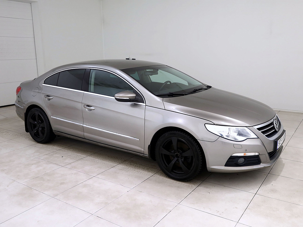 Volkswagen Passat CC Highline ATM 1.8 118 kW - Photo 1