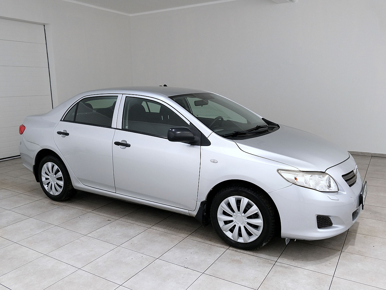 Toyota Corolla Linea Sol 1.4 71 kW - Photo 1