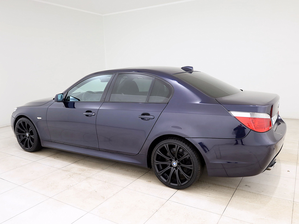 BMW 545 M-Pakett 4.4 245 kW - Photo 4