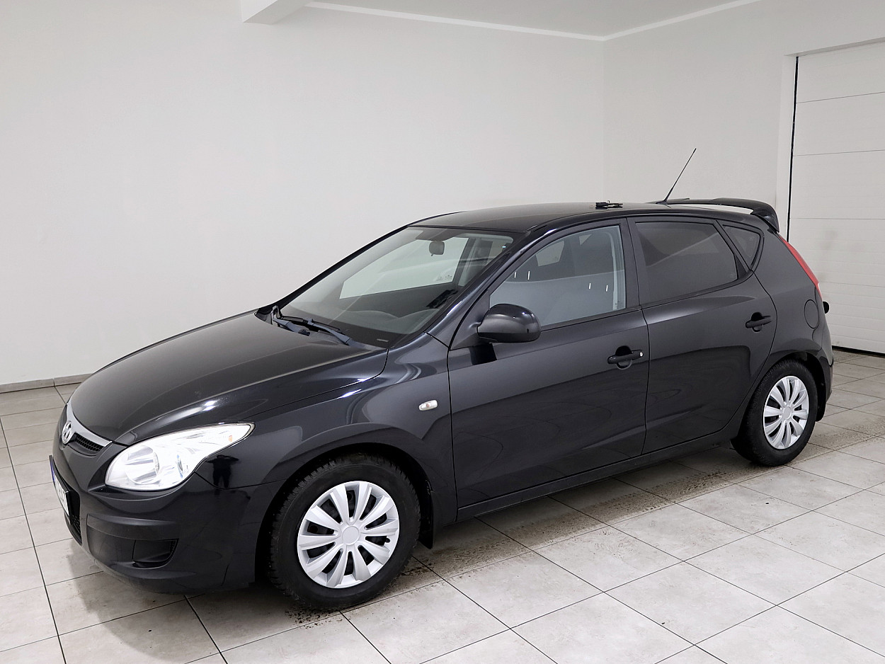 Hyundai i30 Elegance 1.4 80 kW - Photo 2