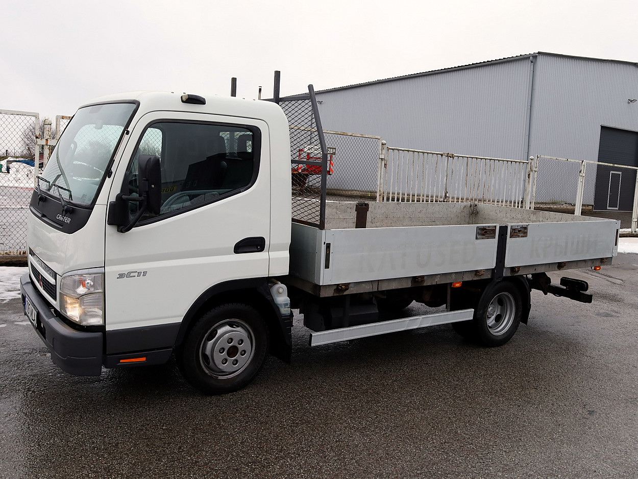 Mitsubishi Canter 3.0 Di-D 81 kW - Photo 2