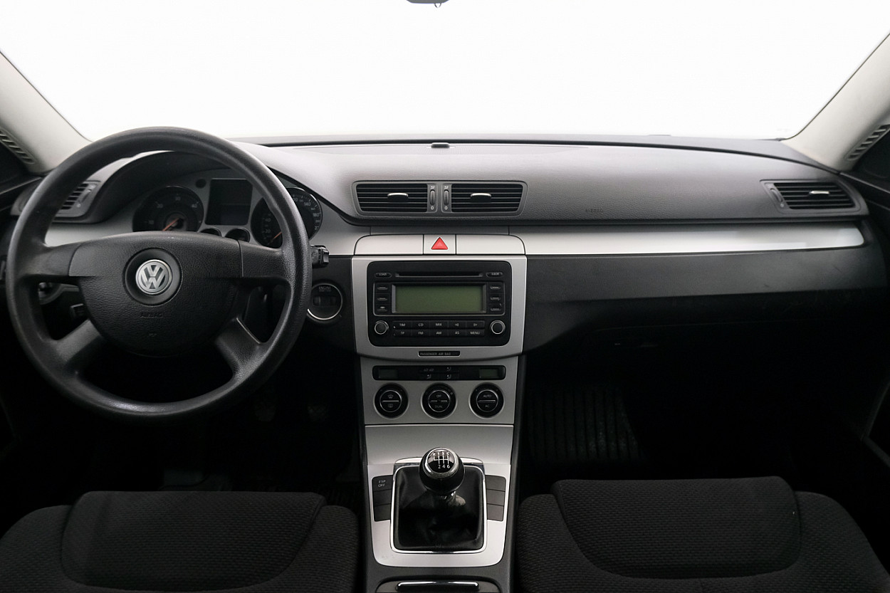 Volkswagen Passat Comfortline 2.0 TDI 125 kW - Photo 5