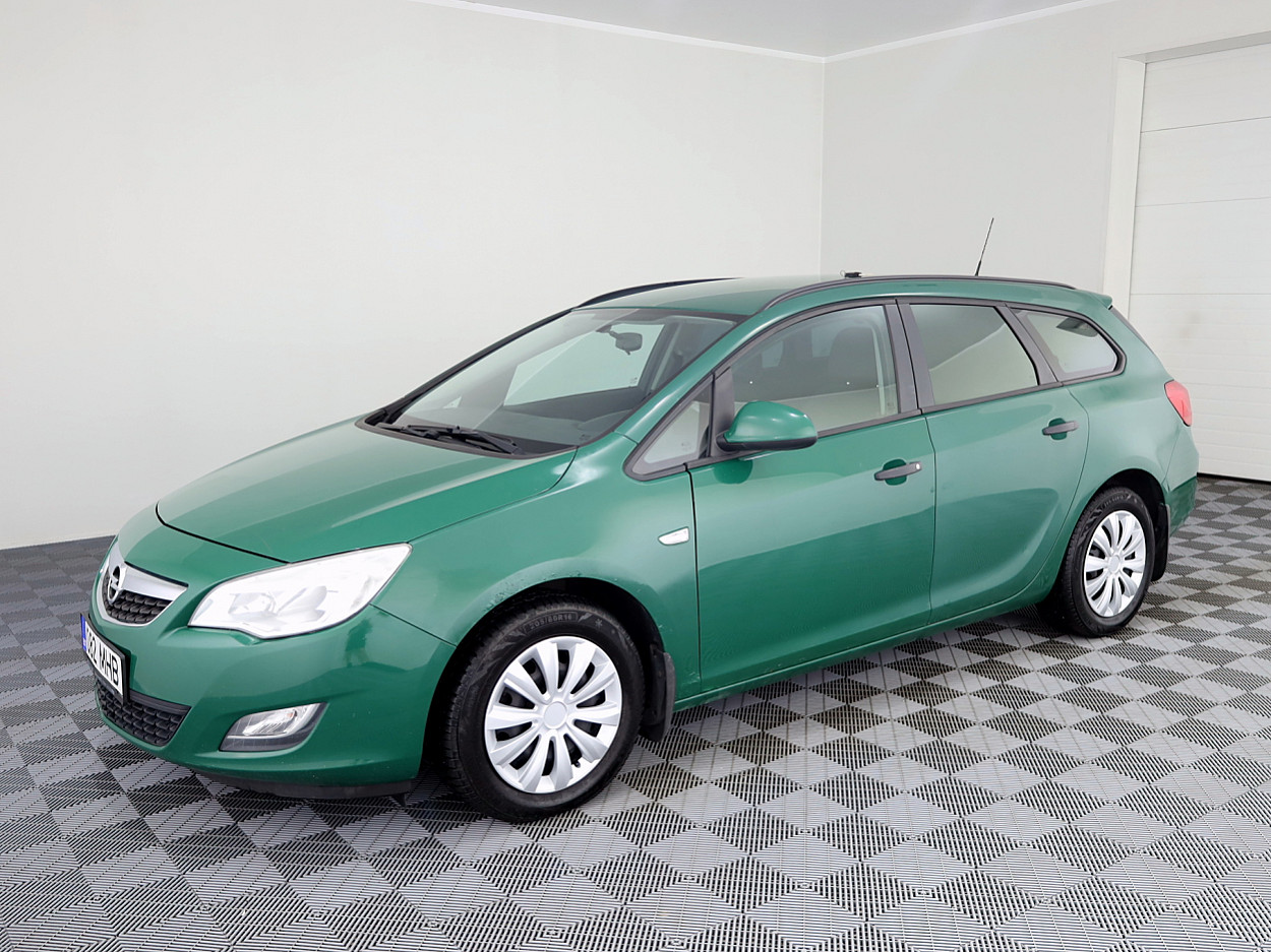 Opel Astra Elegance 1.4 103kW