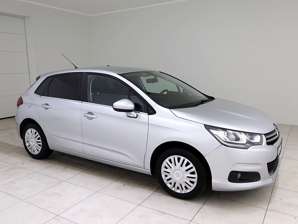 Citroen C4 Elegance Facelift 1.2 81 kW - Photo 1