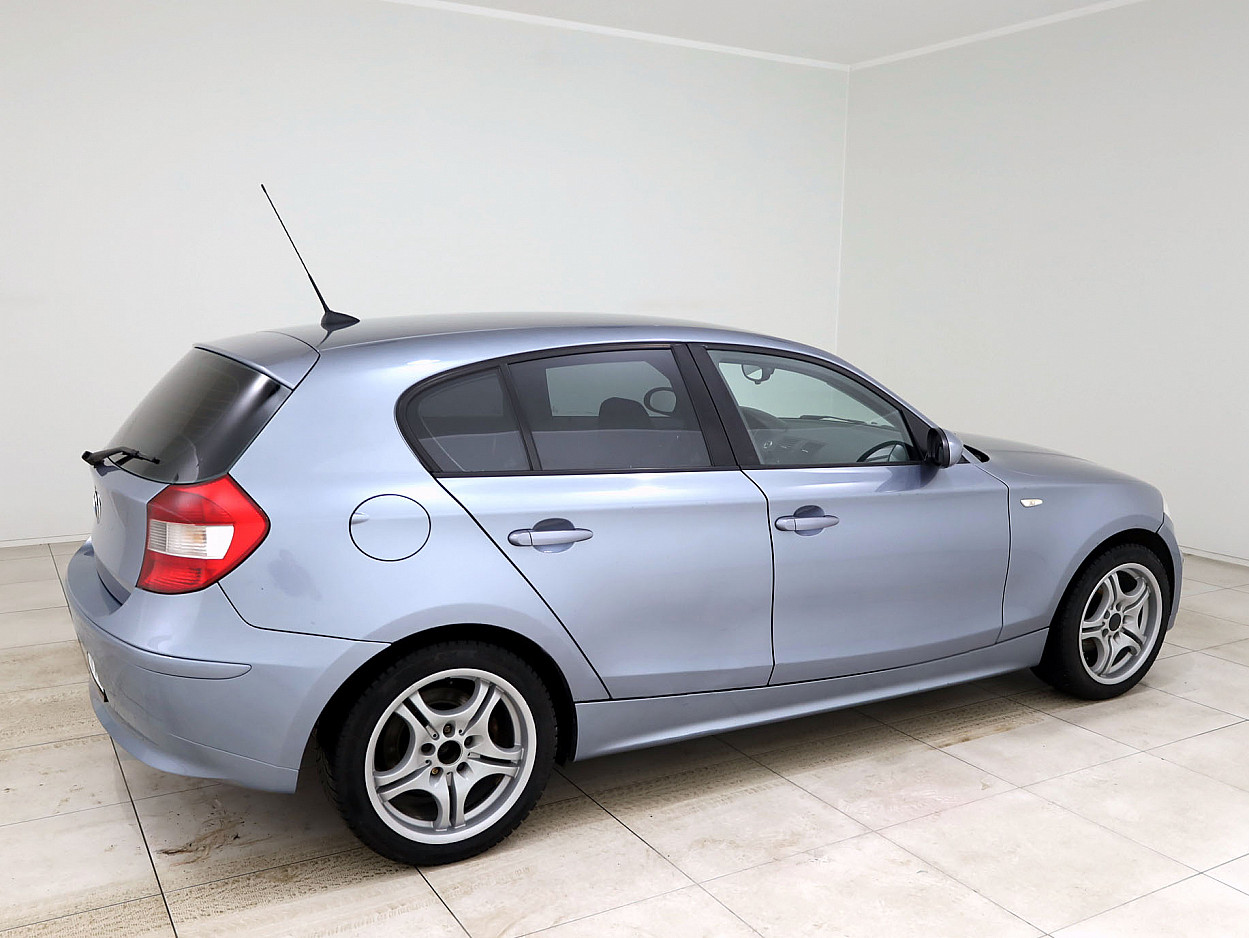 BMW 120 Business ATM 2.0 D 120 kW - Photo 3