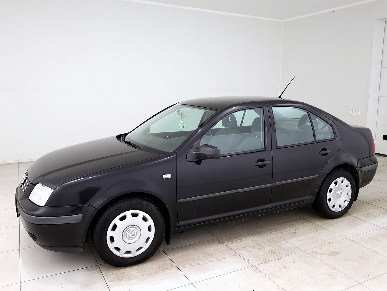 Volkswagen Bora 1.6 74 kW - Photo 2