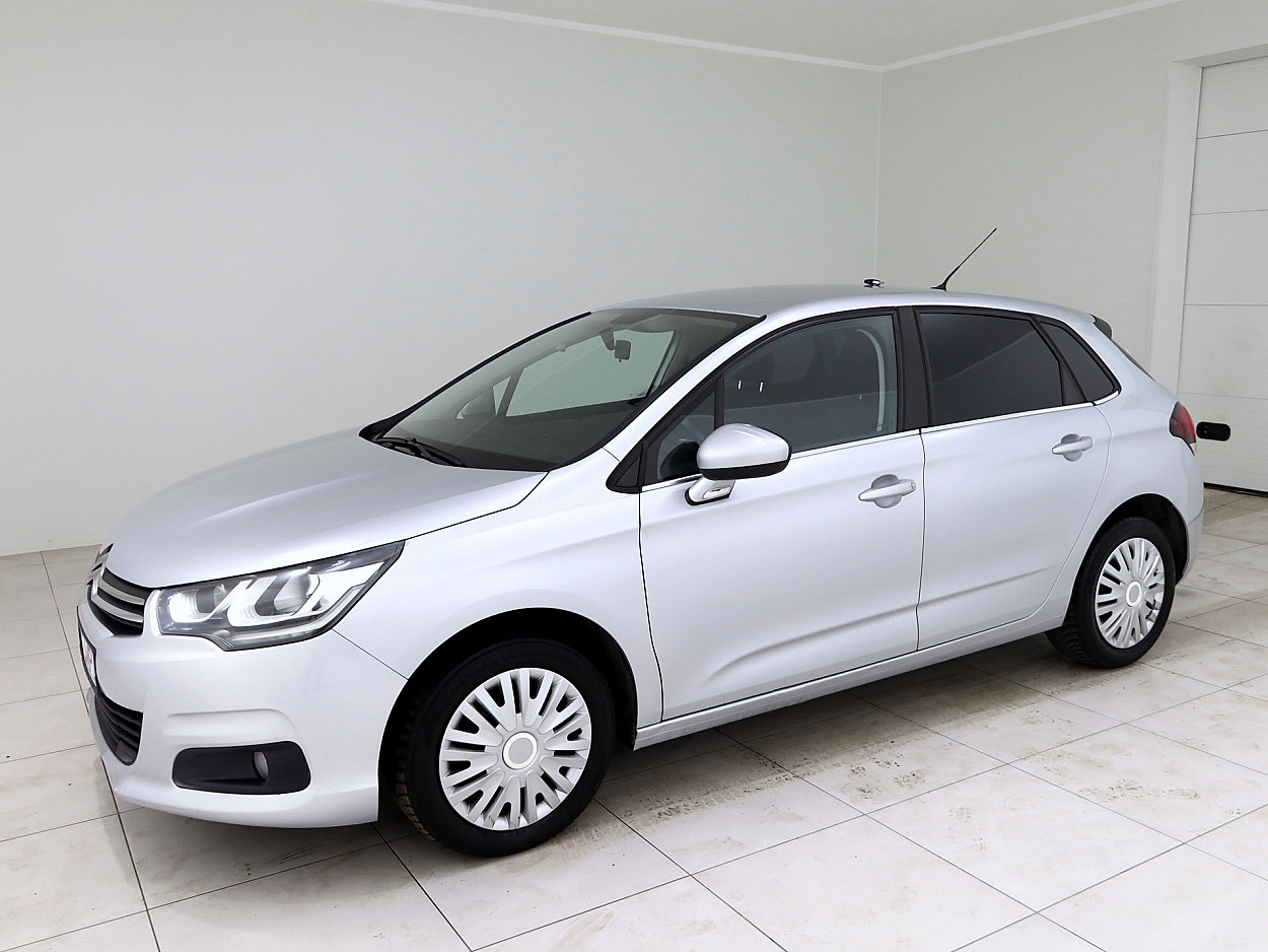 Citroen C4 Elegance Facelift 1.2 81 kW - Photo 2