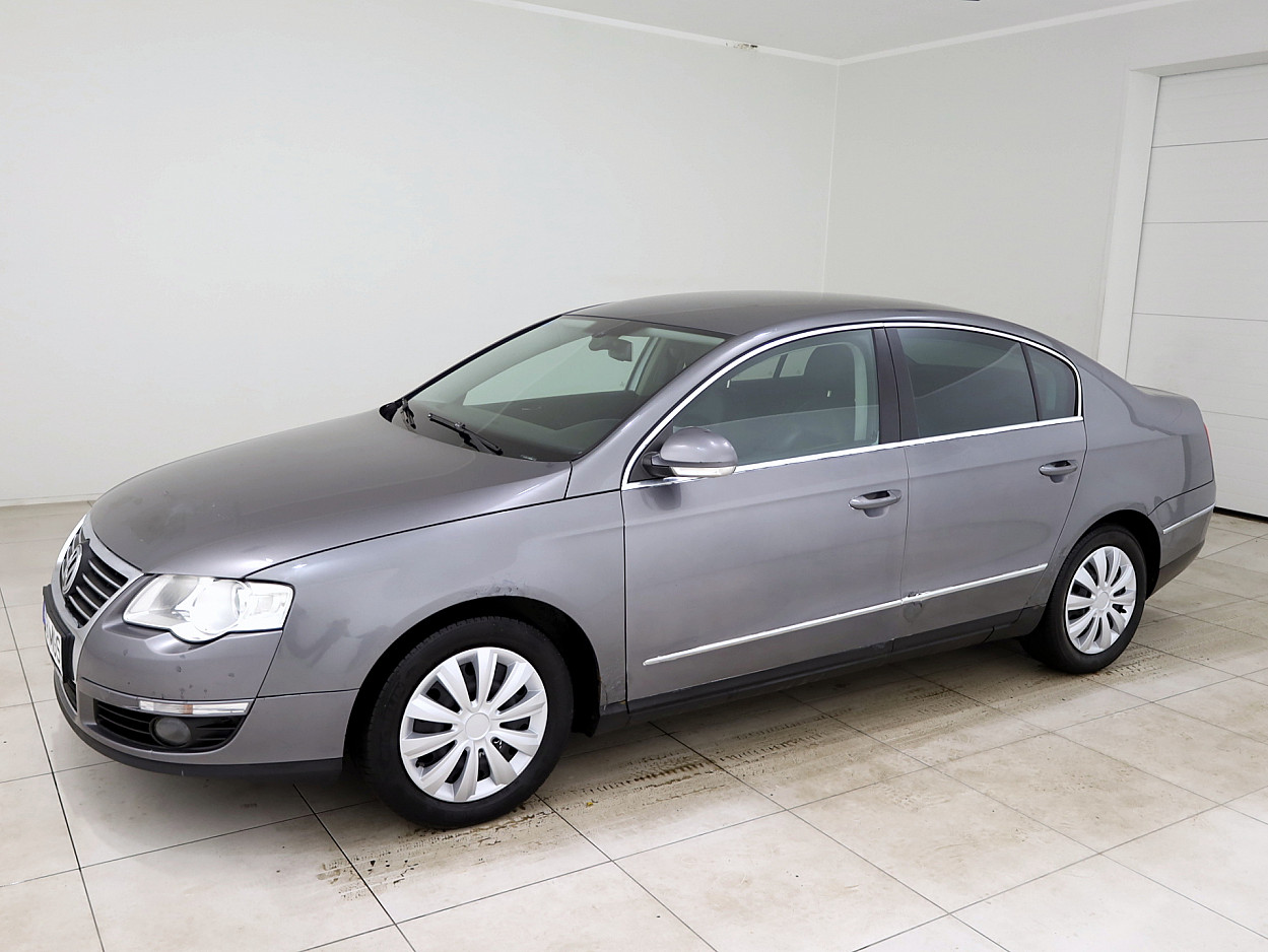 Volkswagen Passat 2.0 FSI 110 kW - Photo 2