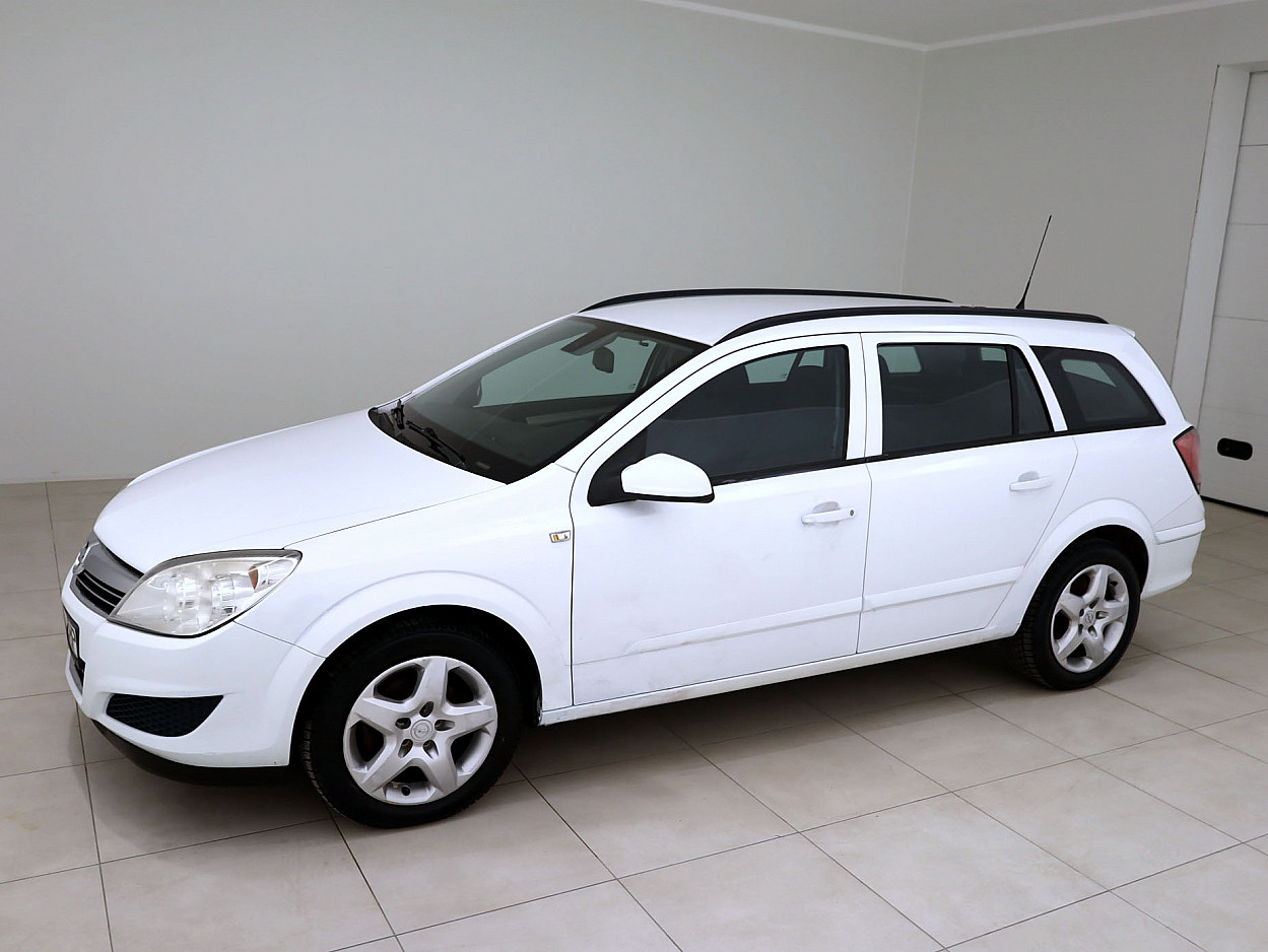 Opel Astra Facelift 1.7 CDTi 81 kW - Photo 2