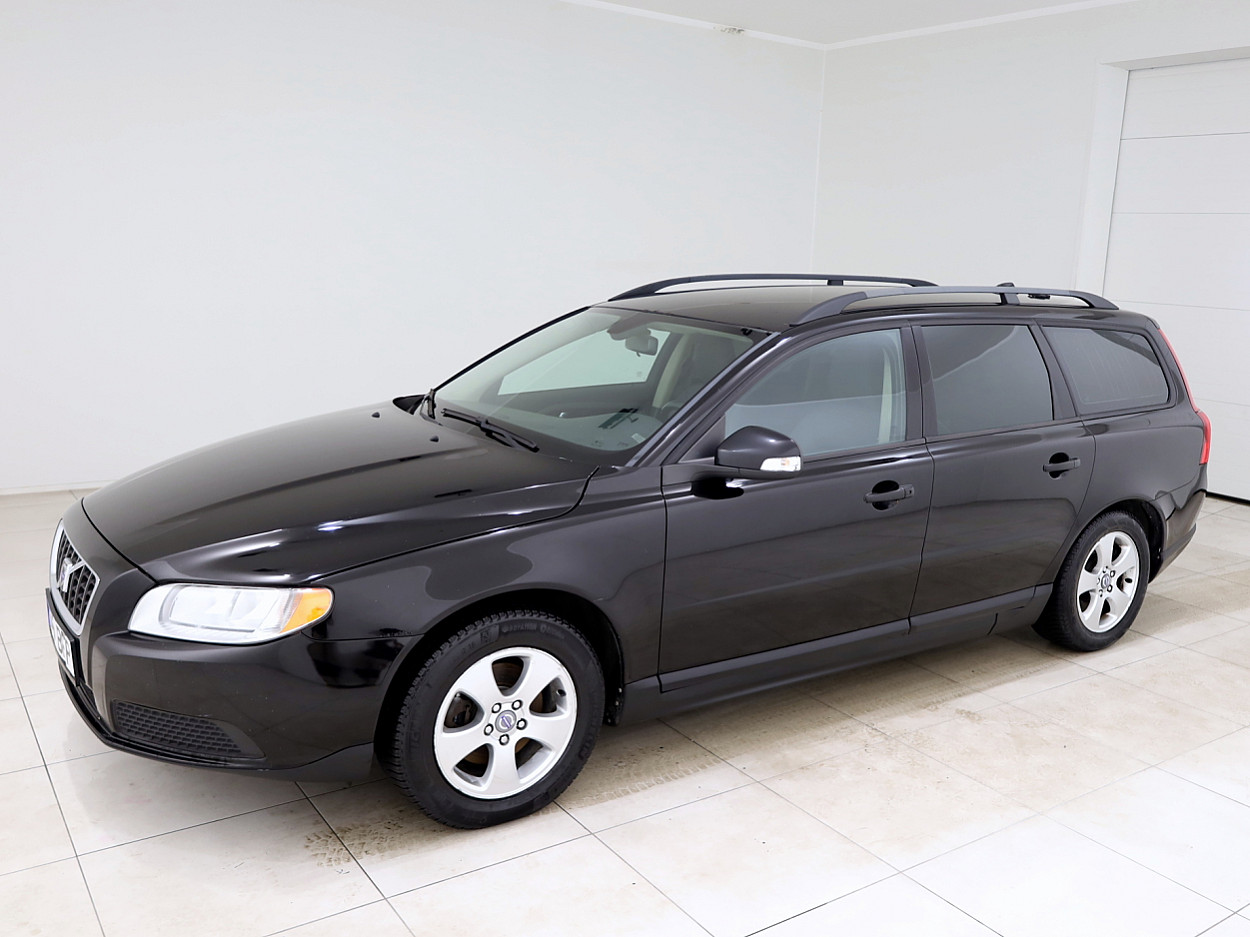 Volvo V70 Momentum 2.0 107 kW - Photo 2