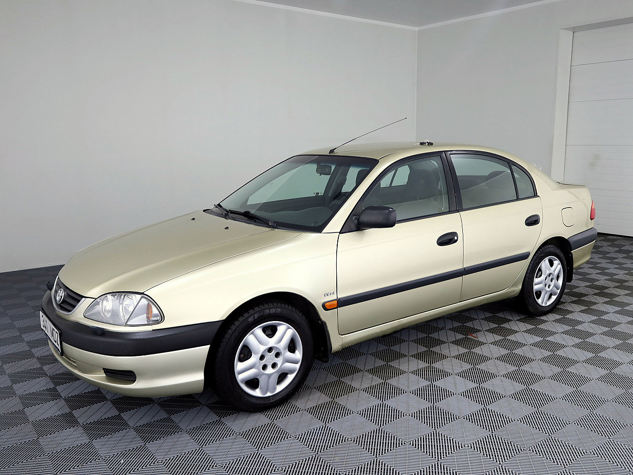 Toyota Avensis Linea Sol A-C 1.6 81kW