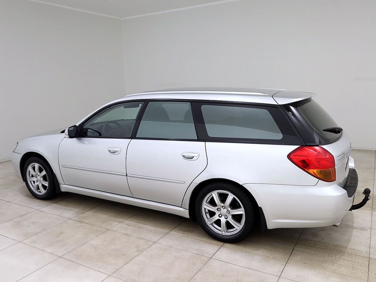 Subaru Legacy AWD Comfort ATM 2.0 101 kW - Photo 4