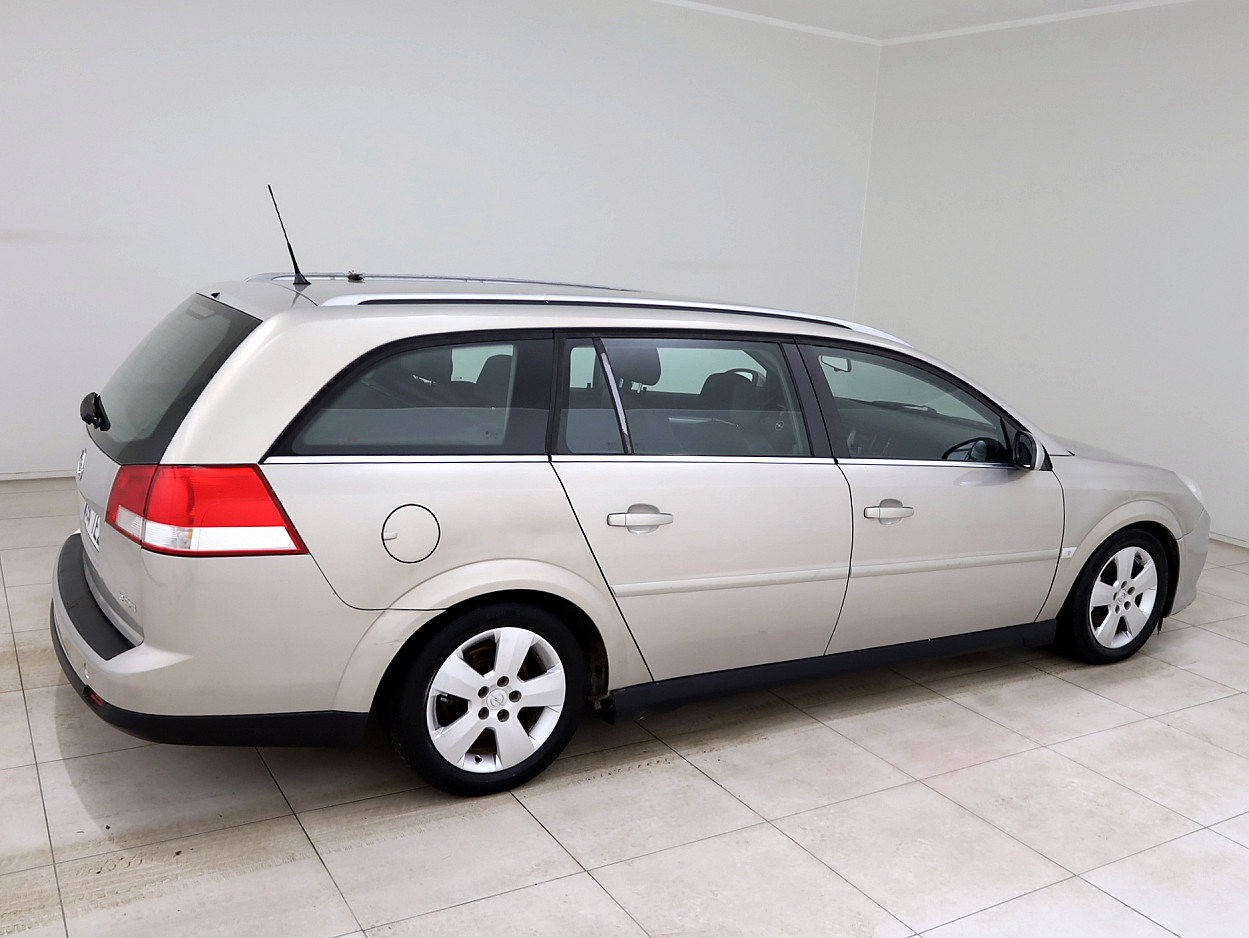 Opel Vectra Cosmo Facelift 1.9 CDTi 88 kW - Photo 3