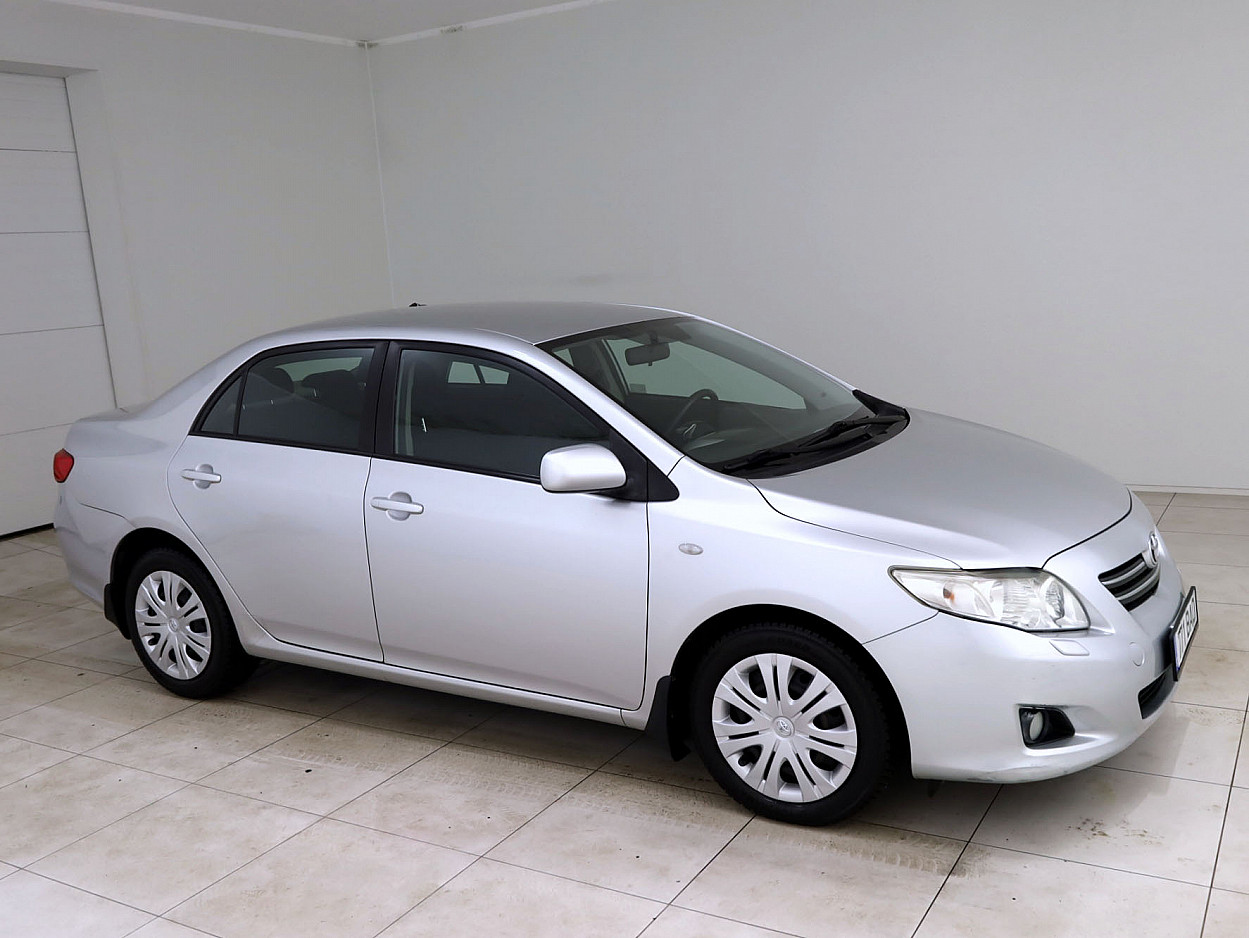 Toyota Corolla Linea Sol ATM 1.6 91 kW - Photo 1