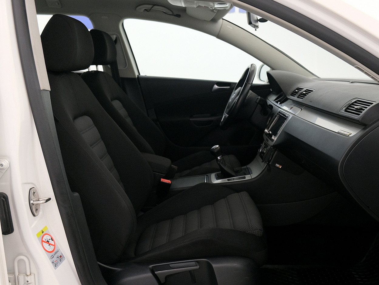 Volkswagen Passat Comfortline Facelift 1.6 TDI 77 kW - Photo 6