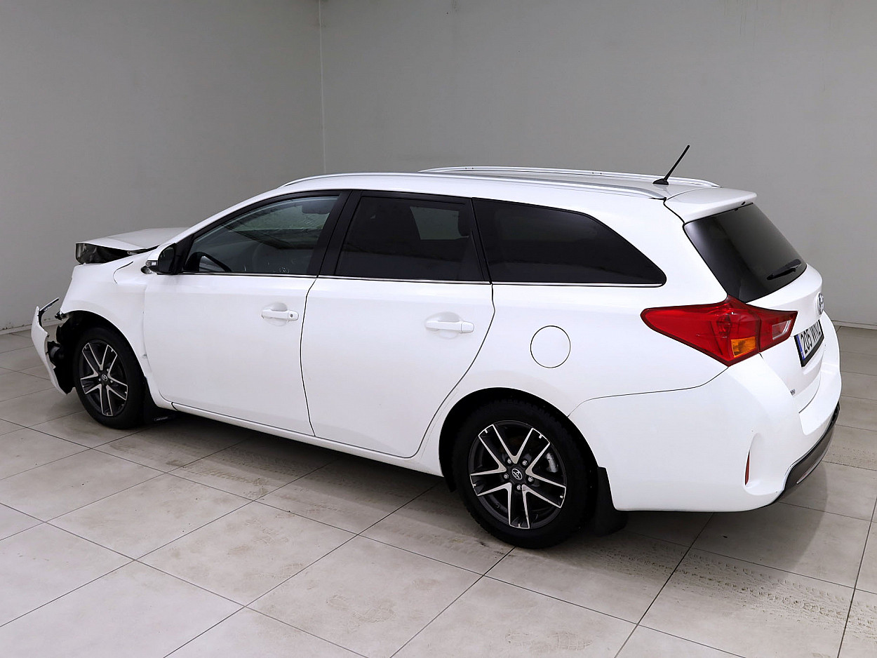 Toyota Auris Linea Sol 2.0 D-4D 91 kW - Photo 4