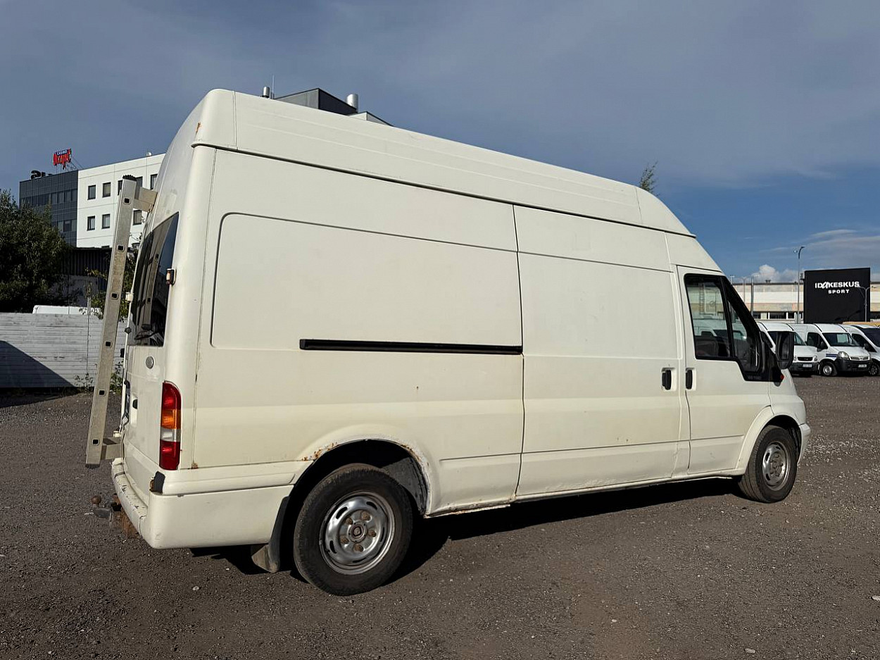 Ford Transit 300L Van 2.0 TDCi 74kW