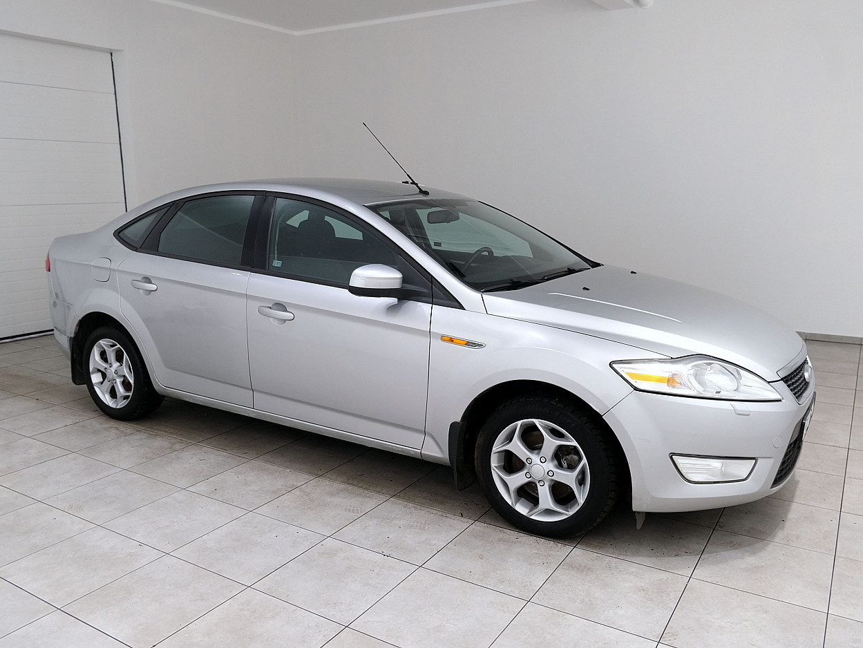 Ford Mondeo Comfort 2.0 107 kW - Photo 1