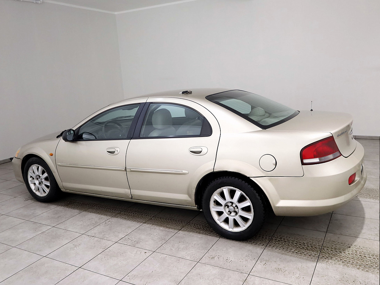 Chrysler Sebring Luxury Facelift 2.0 104 kW - Photo 4