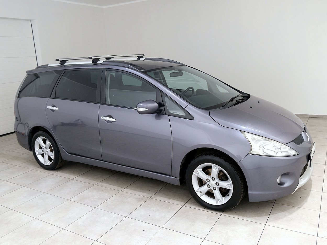 Mitsubishi Grandis Facelift 2.0 DI-D 103 kW - Photo 1