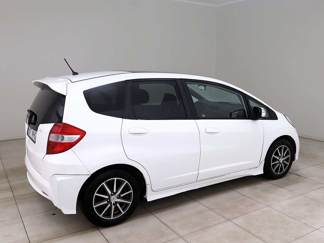 Honda Jazz Type-S ATM 1.3 73 kW - Photo 3