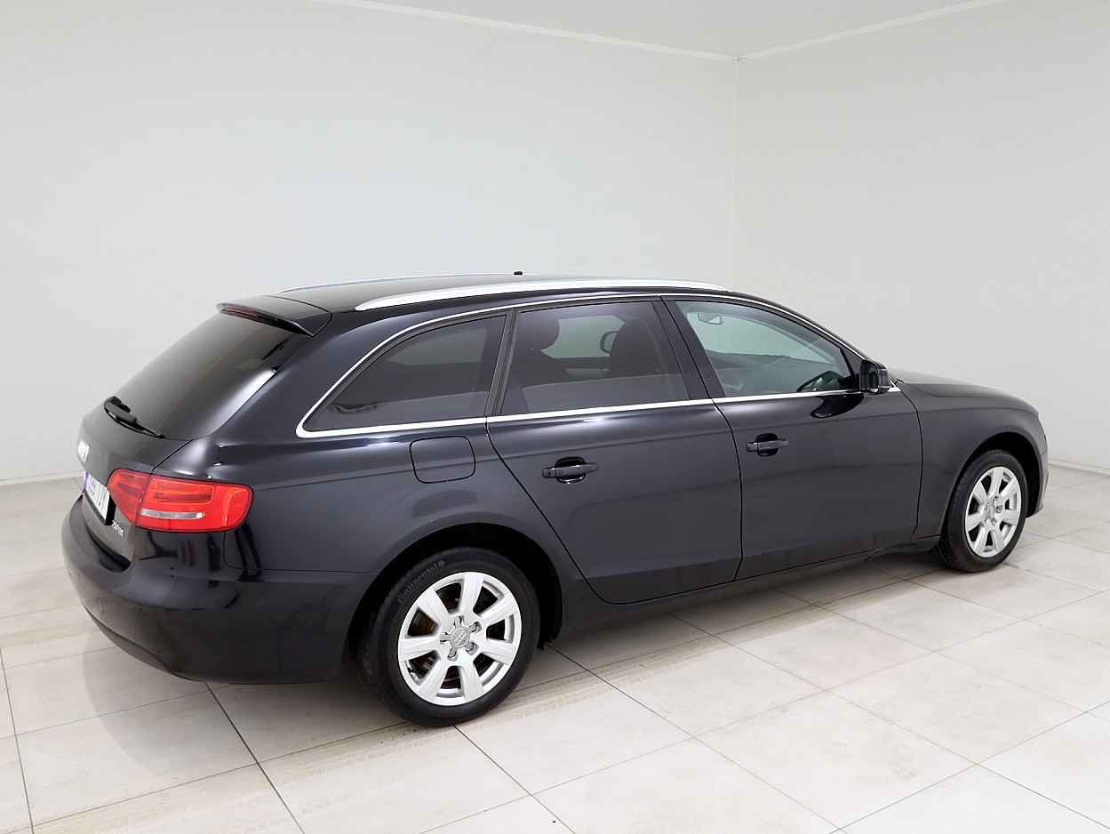 Audi A4 Avant Comfortline Facelift ATM 2.0 TDI 105 kW - Photo 3