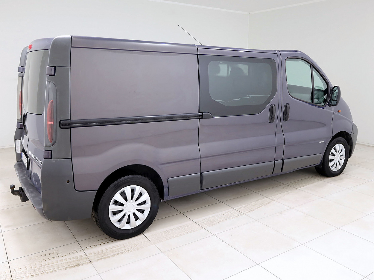 Opel Vivaro Van Long 2.5 CDTi 99 kW - Photo 3