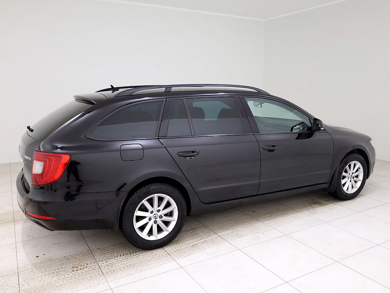 Skoda Superb Comfortline 1.8 118 kW - Photo 3