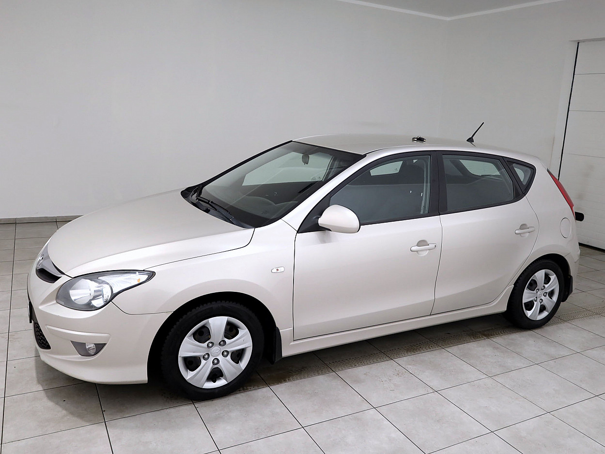 Hyundai i30 Elegance Facelift 1.4 80 kW - Photo 2