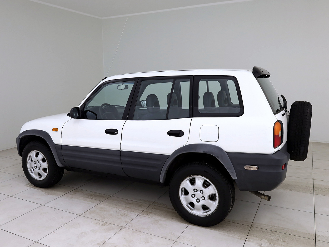 Toyota RAV4 Linea Sol A-C ATM 2.0 94 kW - Photo 4