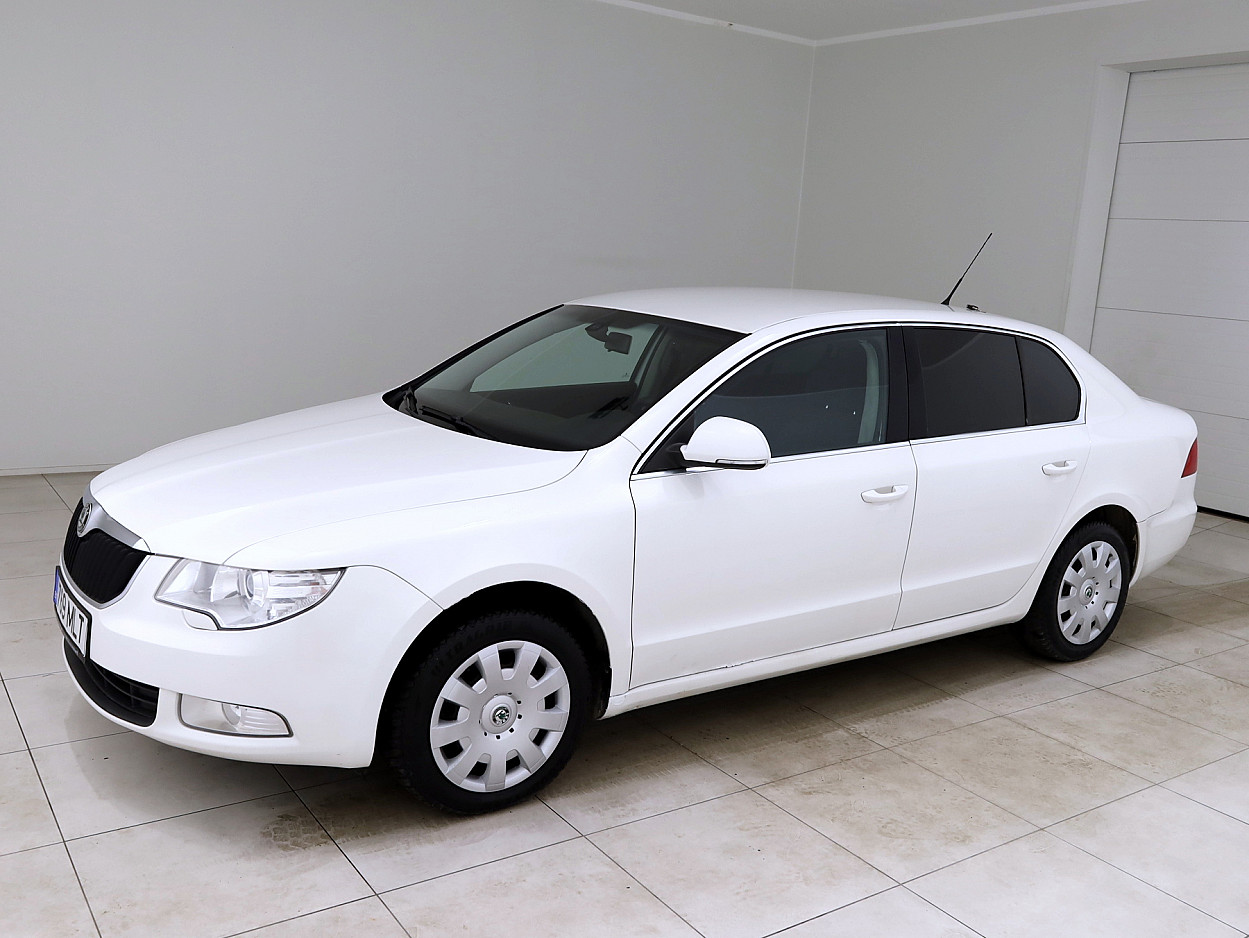 Skoda Superb Comfortline 1.8 118 kW - Photo 2