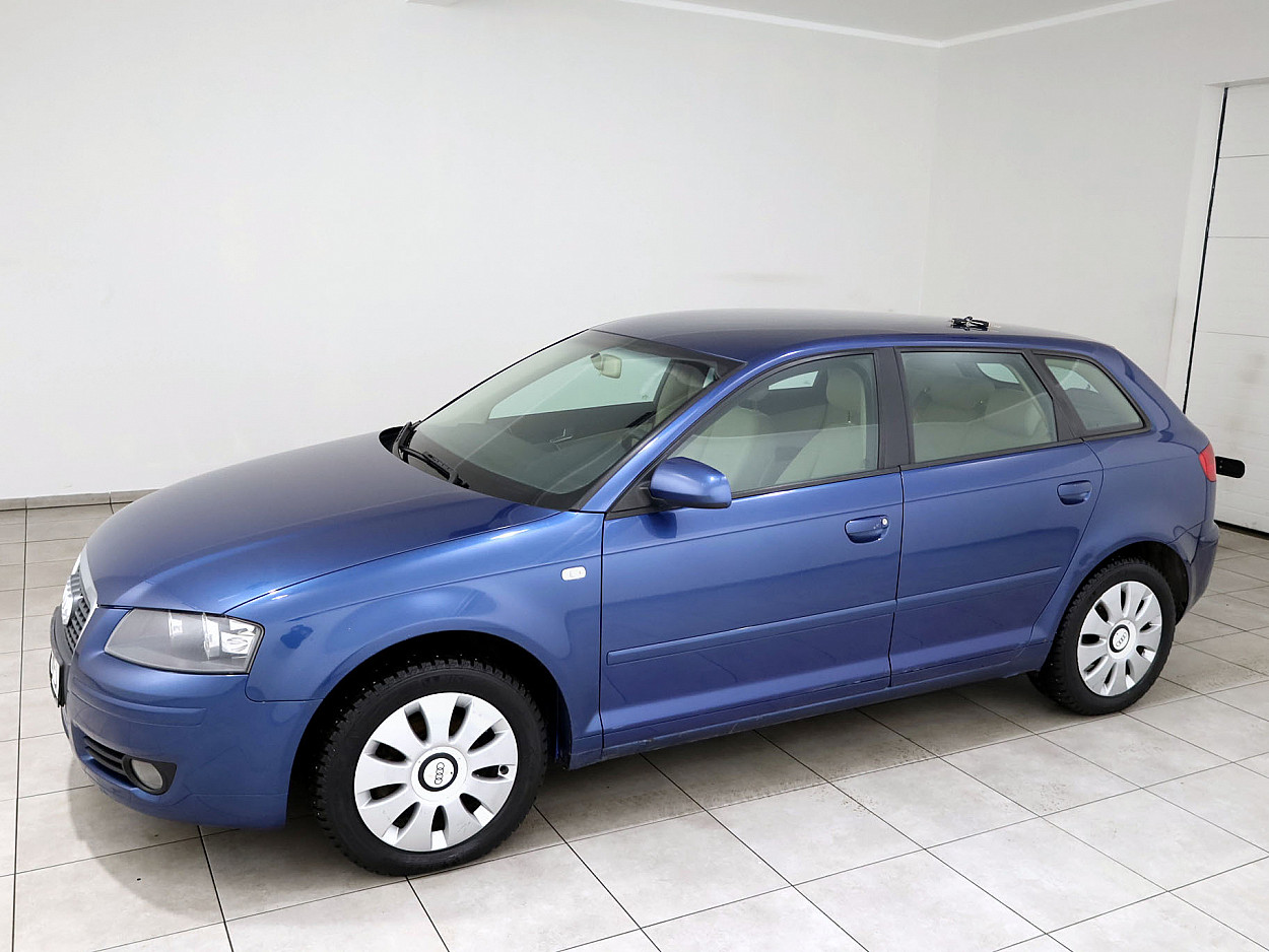 Audi A3 Sportback Facelift 1.6 75 kW - Photo 2