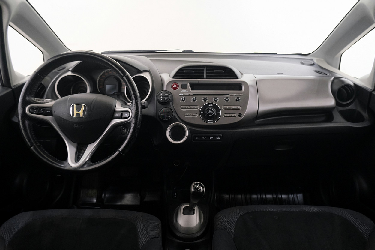 Honda Jazz Elegance ATM 1.3 73 kW - Photo 5