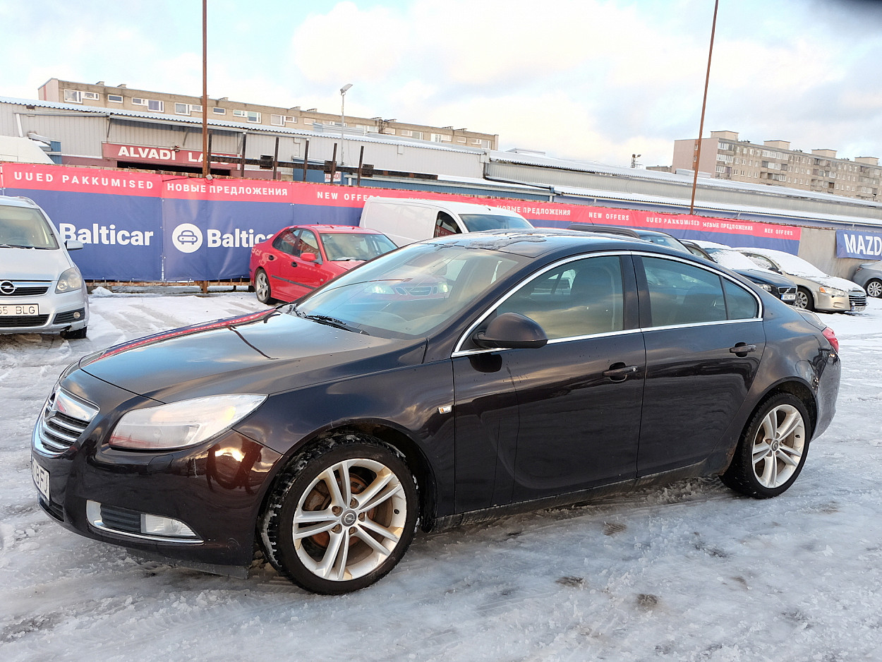 Opel Insignia 1.8 103 kW - Photo 2