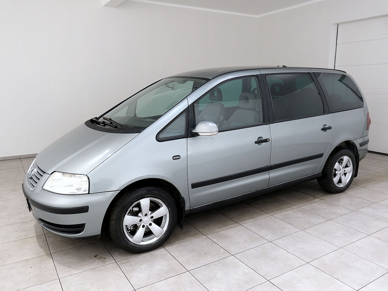 Volkswagen Sharan Comfortline Facelift 1.9 TDI 66 kW - Photo 2