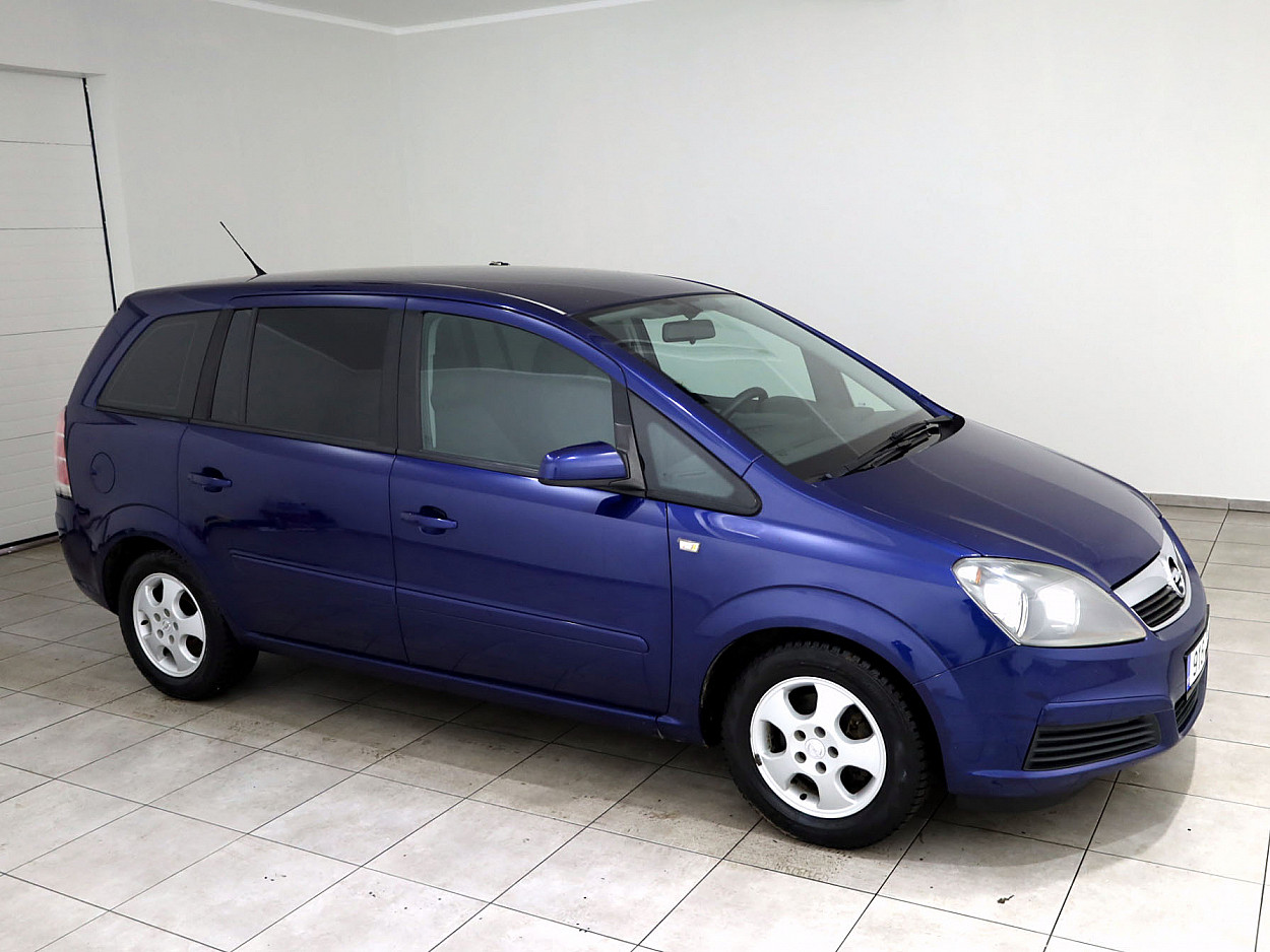 Opel Zafira Elegance 1.8 103 kW - Photo 1