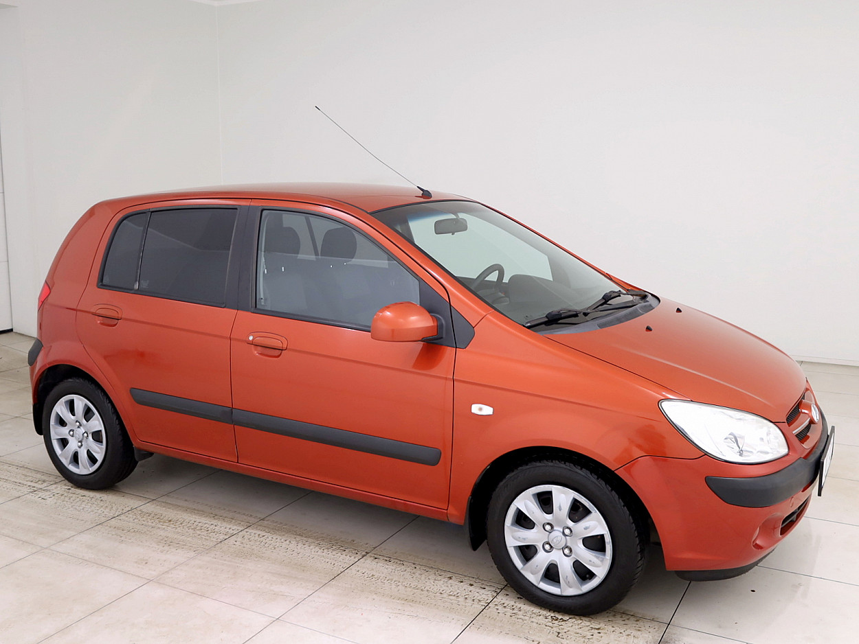 Hyundai Getz Elegance ATM 1.4 71 kW - Photo 1